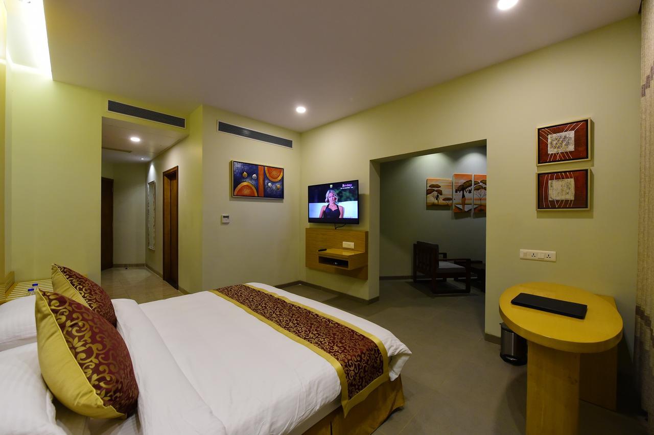 Hotel H - Sandhill Hotels Private Limited Ананд Екстер'єр фото