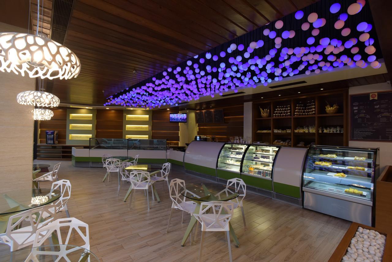 Hotel H - Sandhill Hotels Private Limited Ананд Екстер'єр фото