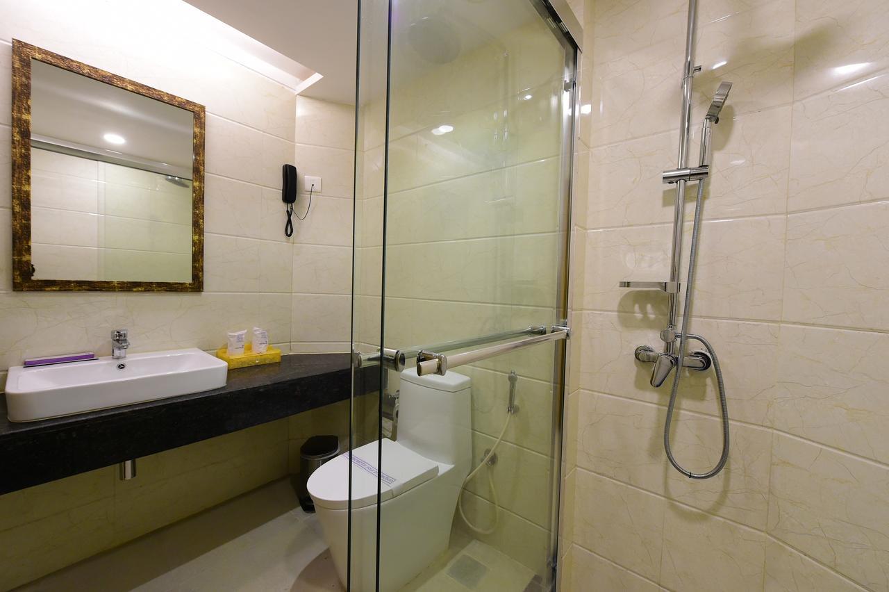 Hotel H - Sandhill Hotels Private Limited Ананд Екстер'єр фото