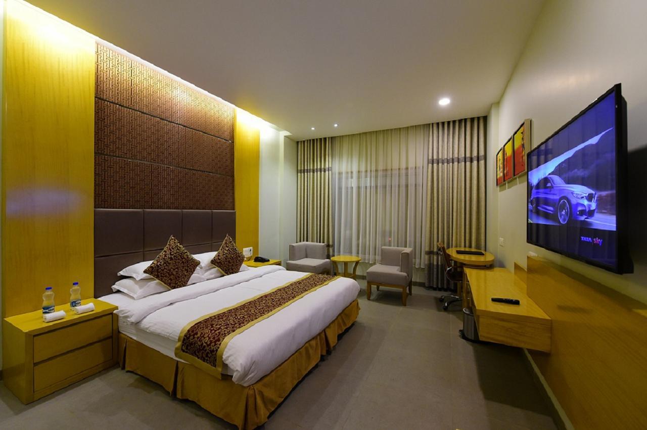 Hotel H - Sandhill Hotels Private Limited Ананд Екстер'єр фото